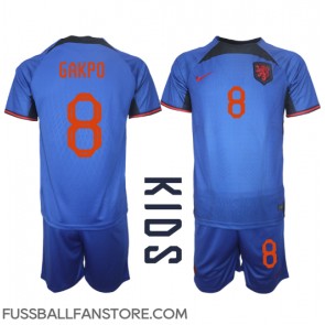 Niederlande Cody Gakpo #8 Replik Auswärtstrikot Kinder WM 2022 Kurzarm (+ Kurze Hosen)